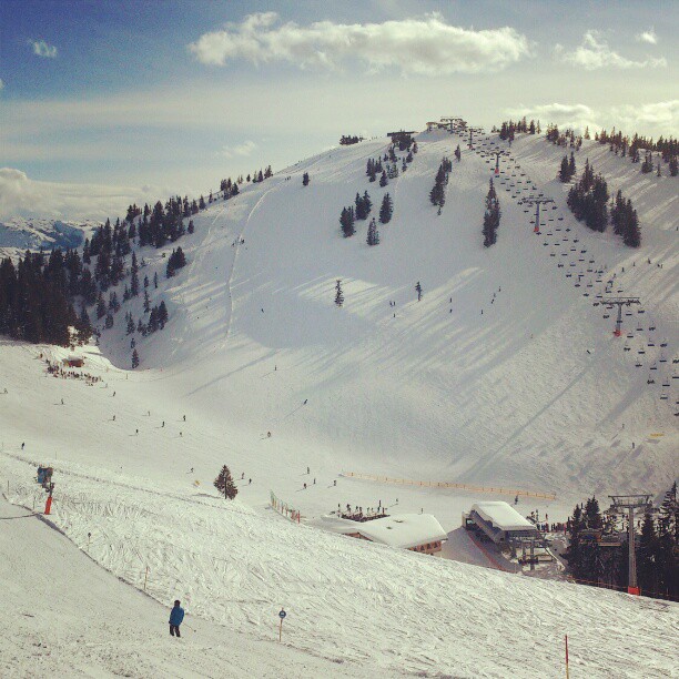 Perfect склоны специально для @ksenka13 (обратите внимание на двойной подъемник справа)