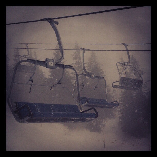 Вот так этот подъемник выглядел две недели назад...