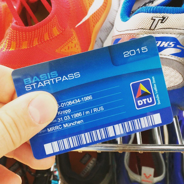 Официально стал триатлетом — получил лицензию DTU. По большому счёту это просто страховка. Но без неё на любой триатлон длиннее спринта надо покупать дневную лицензию.