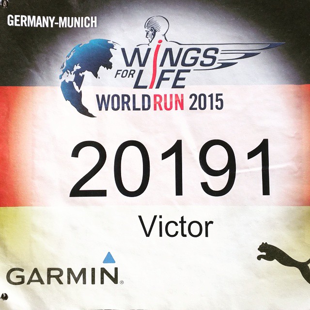 Неделю назад бегал Wings for life World Run, завтра — первый спринт-триатлон года. Написать обо всем решительно не хватает времени.