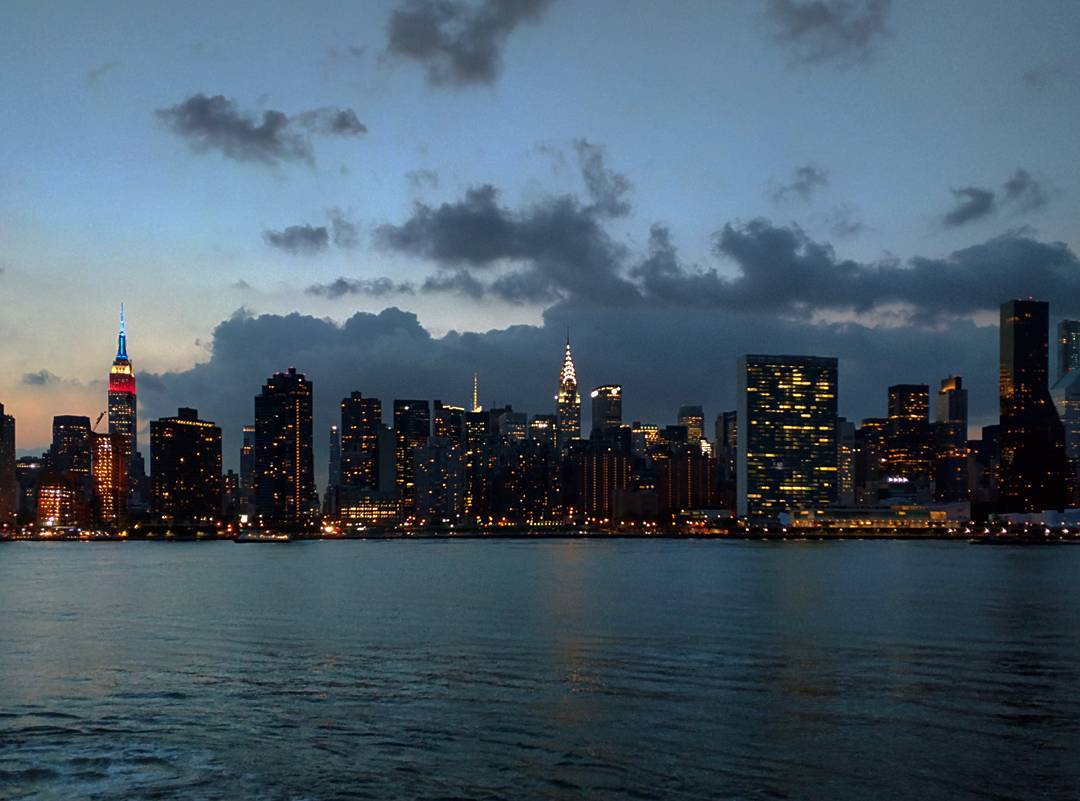 NYC skyline is admirable. #lategram