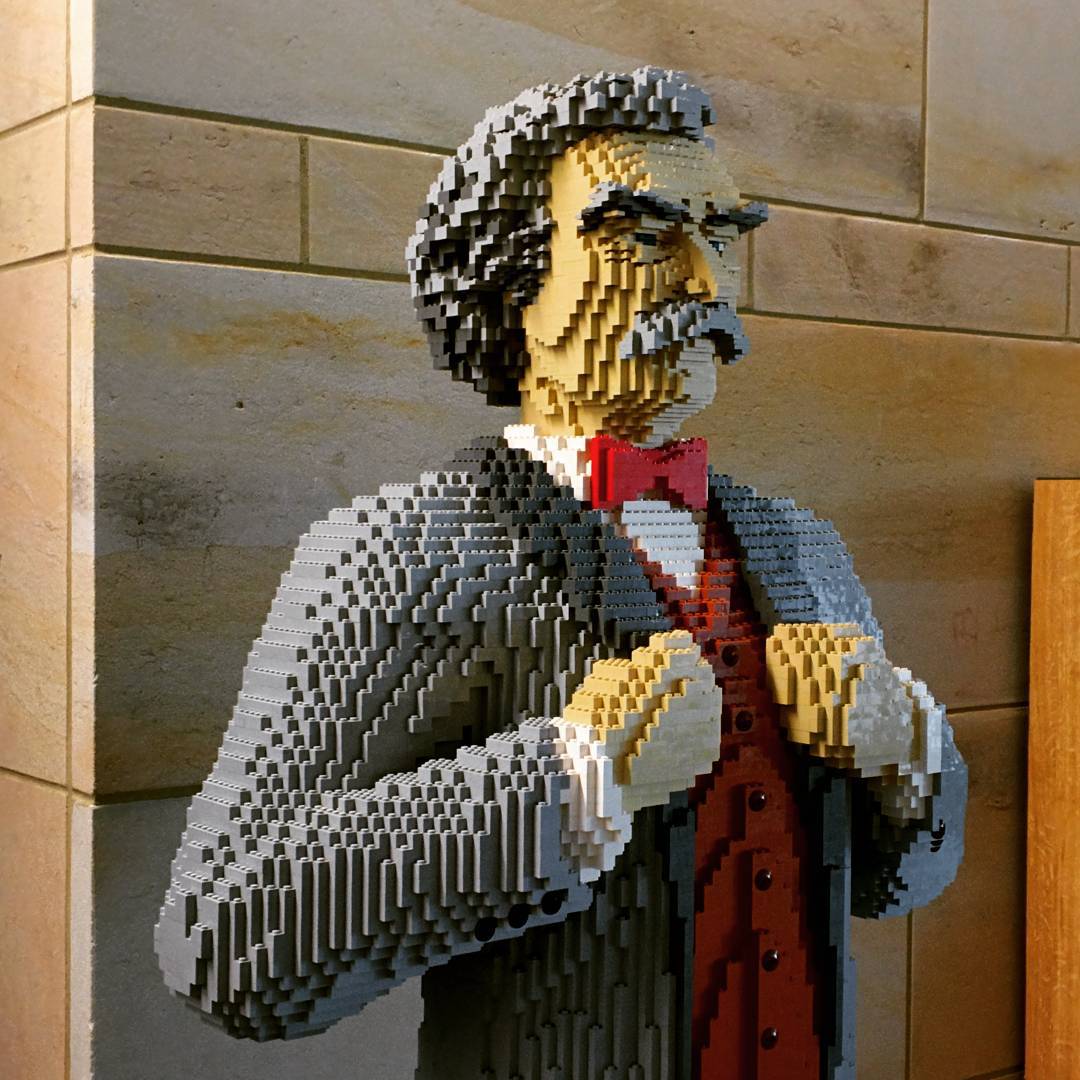 Just finished "A Connecticut Yankee in King Arthur's Court". After visiting Mark Twain's house I've been eager to read some of his books I missed before.