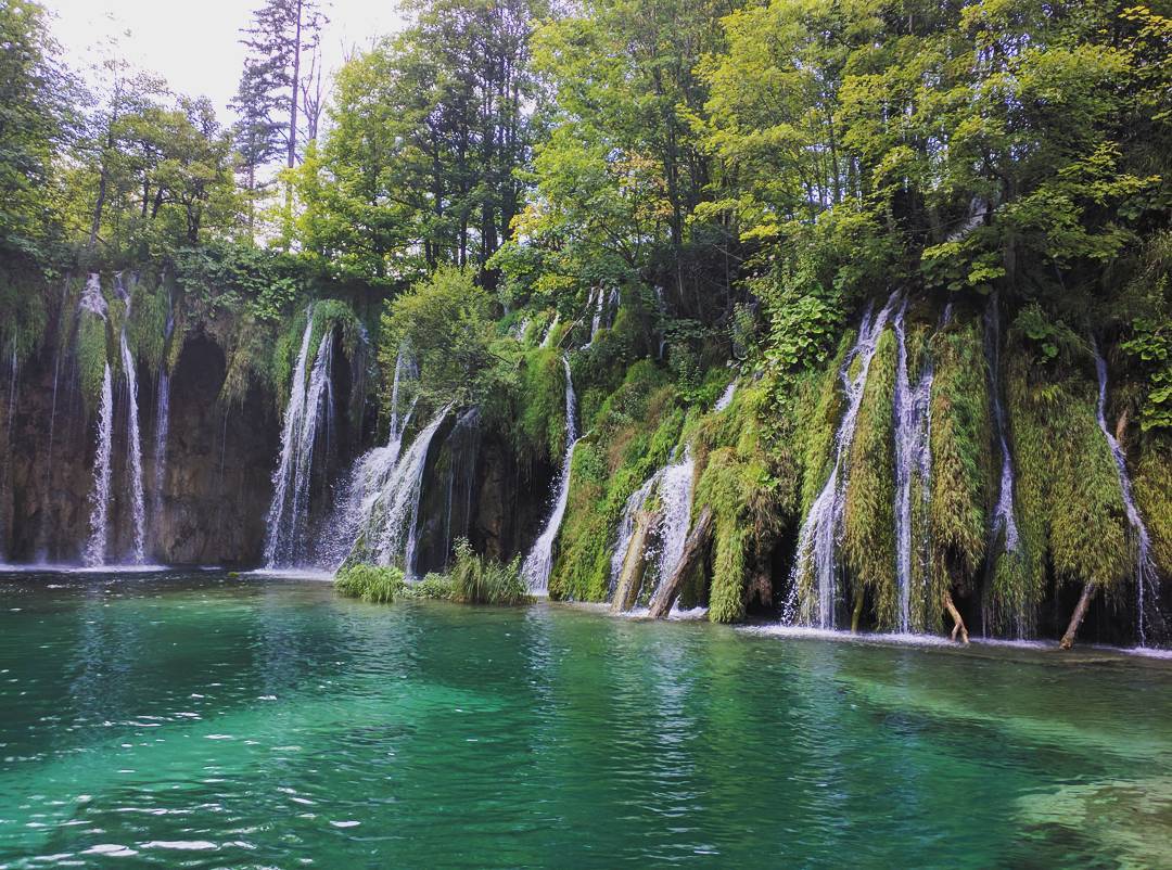 17. Saturday was grey and rainy, I almost got ill, so this day I'd like to remember beautiful Plitvice lakes from the week before. #30daysofseptember16